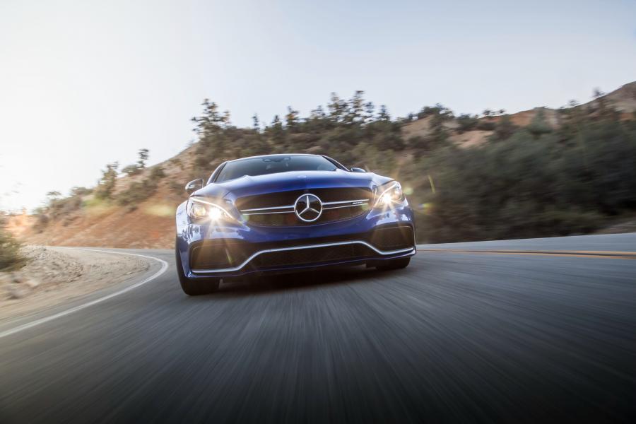  Mercedes-AMG C63 S Coupe 2016 года  (NA) (фото 7 из 20)